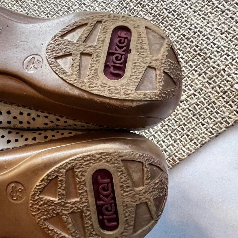 Rieker Antistress Floral Cutout Mary‎ Jane Comfort Shoes - EU 42 - US 10.5